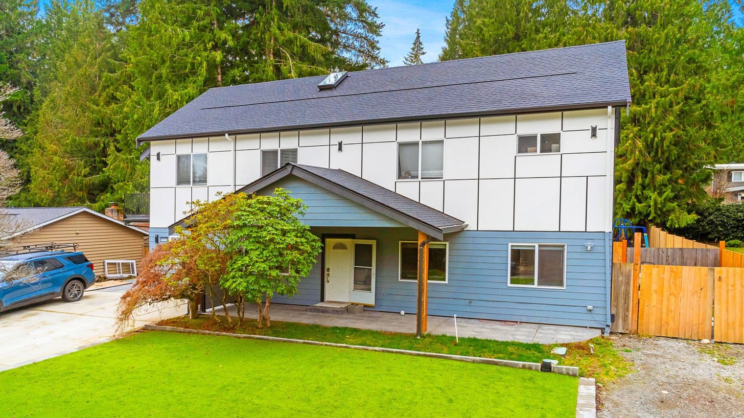 Building Photo - 19122 3rd Dr SE