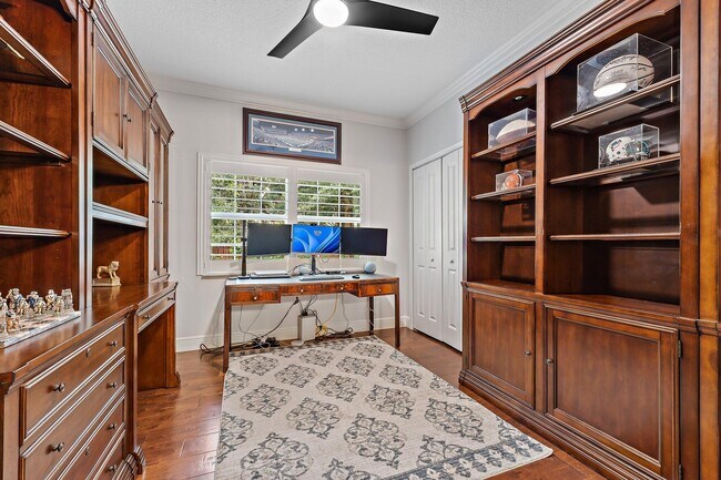 Building Photo - 129 White Wing Ln