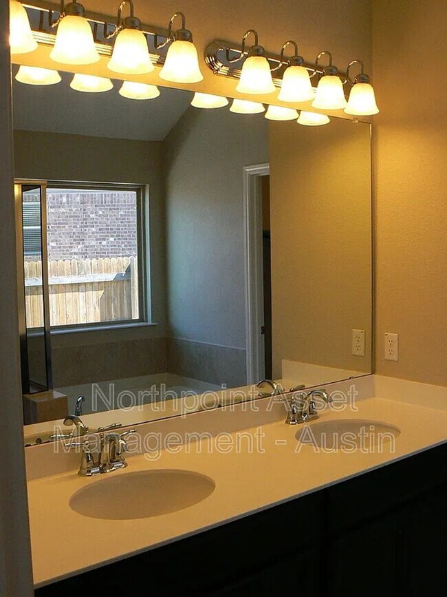 Building Photo - 3304 De Torres Cir