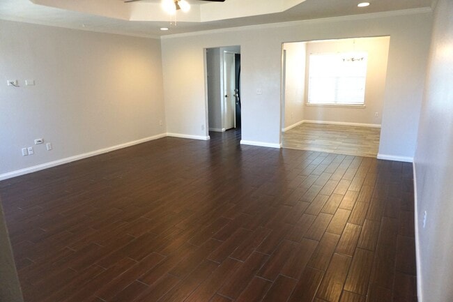 Building Photo - 3 Bed / 2 Bath Home on Cul de Sac in North Rogers - Easy access to 14th St, Shopping, Restaurants!