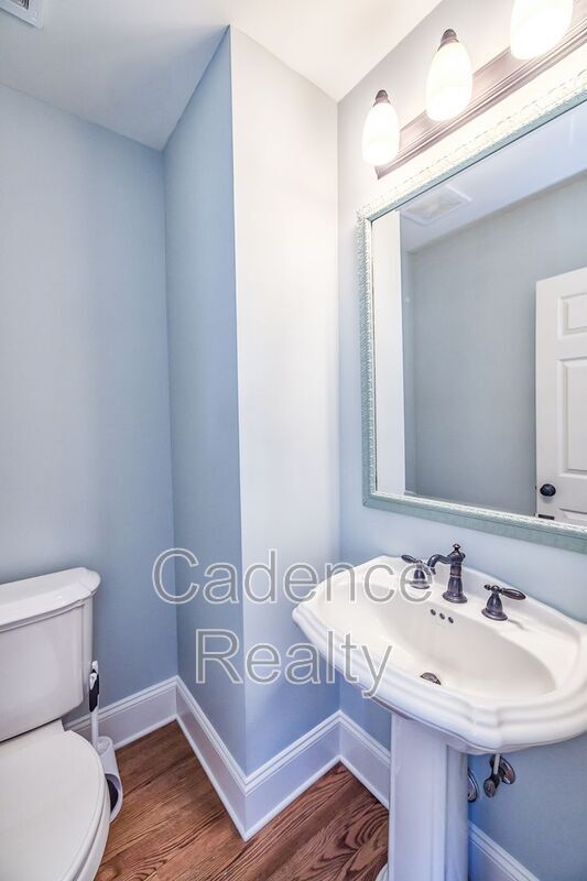 Building Photo - 205 N Sea Lily Ct