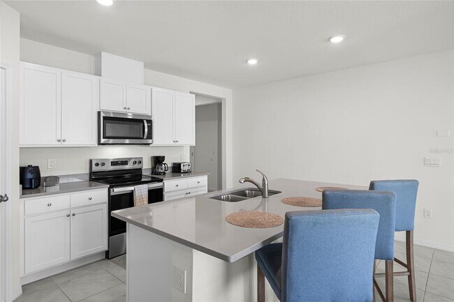 Building Photo - 1340 Daisy Feild Dr