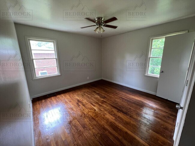 Building Photo - 2706 Norton Ave NW