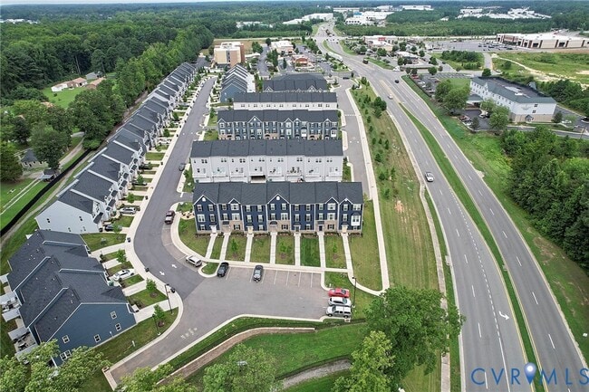 Building Photo - 11190 Winding Brook Terrace Dr