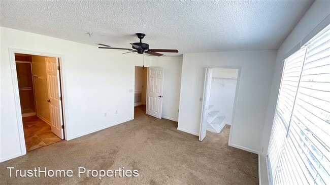 Building Photo - 464 Tradition Ln