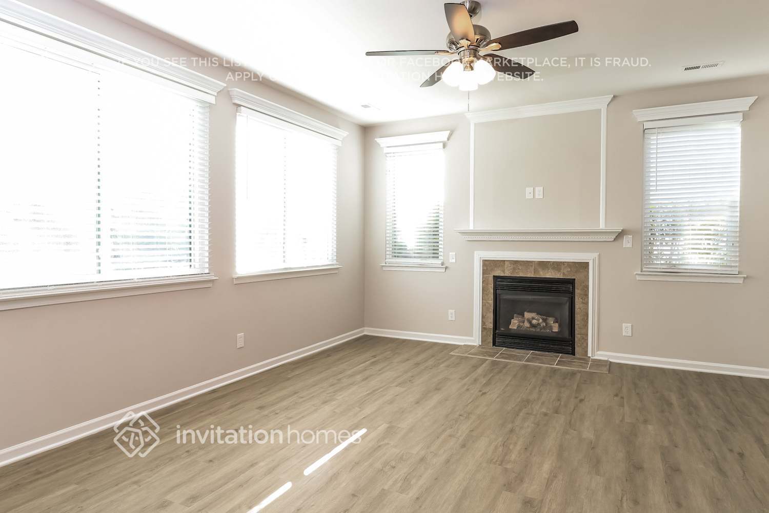 Building Photo - 17311 Commons Crossing Dr