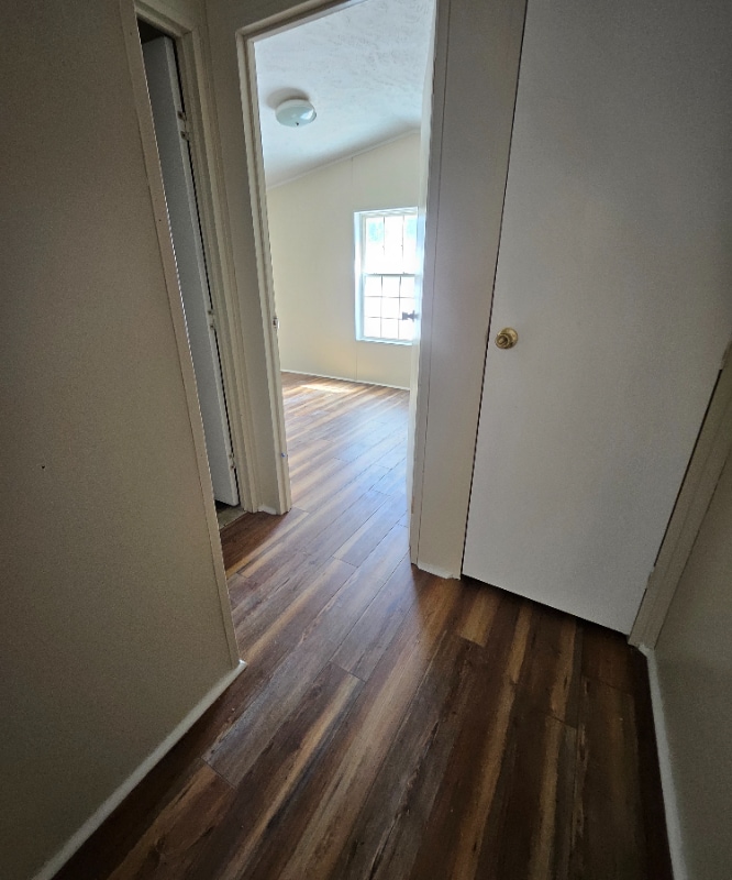 Building Photo - 324 W Front St