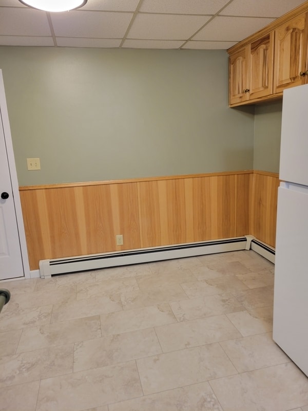 Building Photo - 60 Birch Ave S