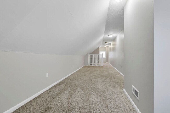 Building Photo - 293-295 Woodrow Ave