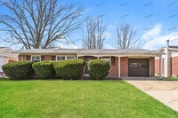 Building Photo - 310 Patterson Ln