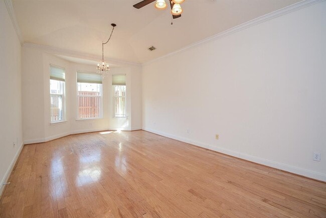 Building Photo - 16407 N Eldridge Pkwy