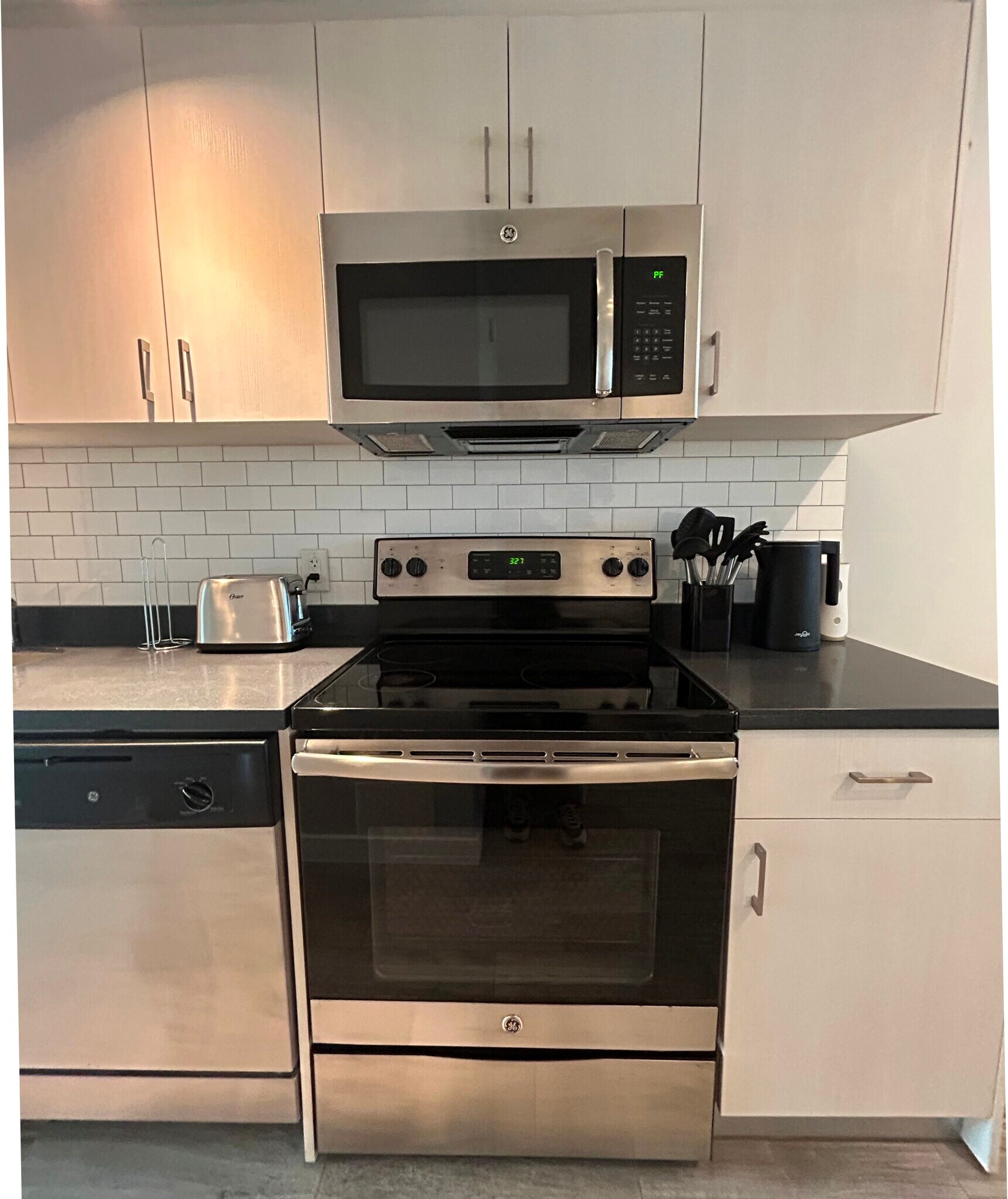 Building Photo - 1035 Euclid Ave