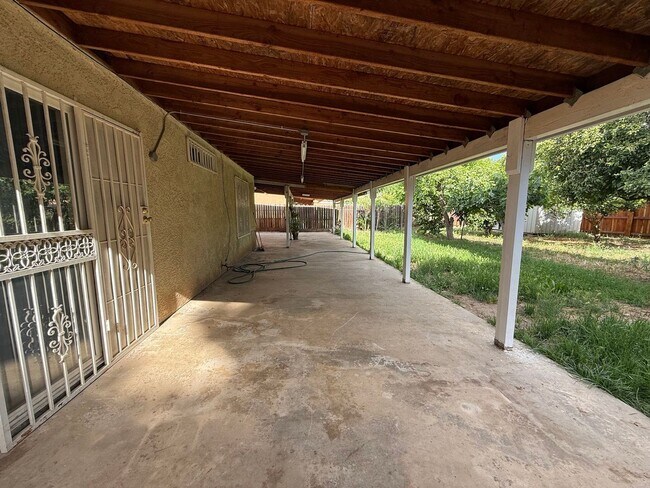 Building Photo - 248 Exie Ln