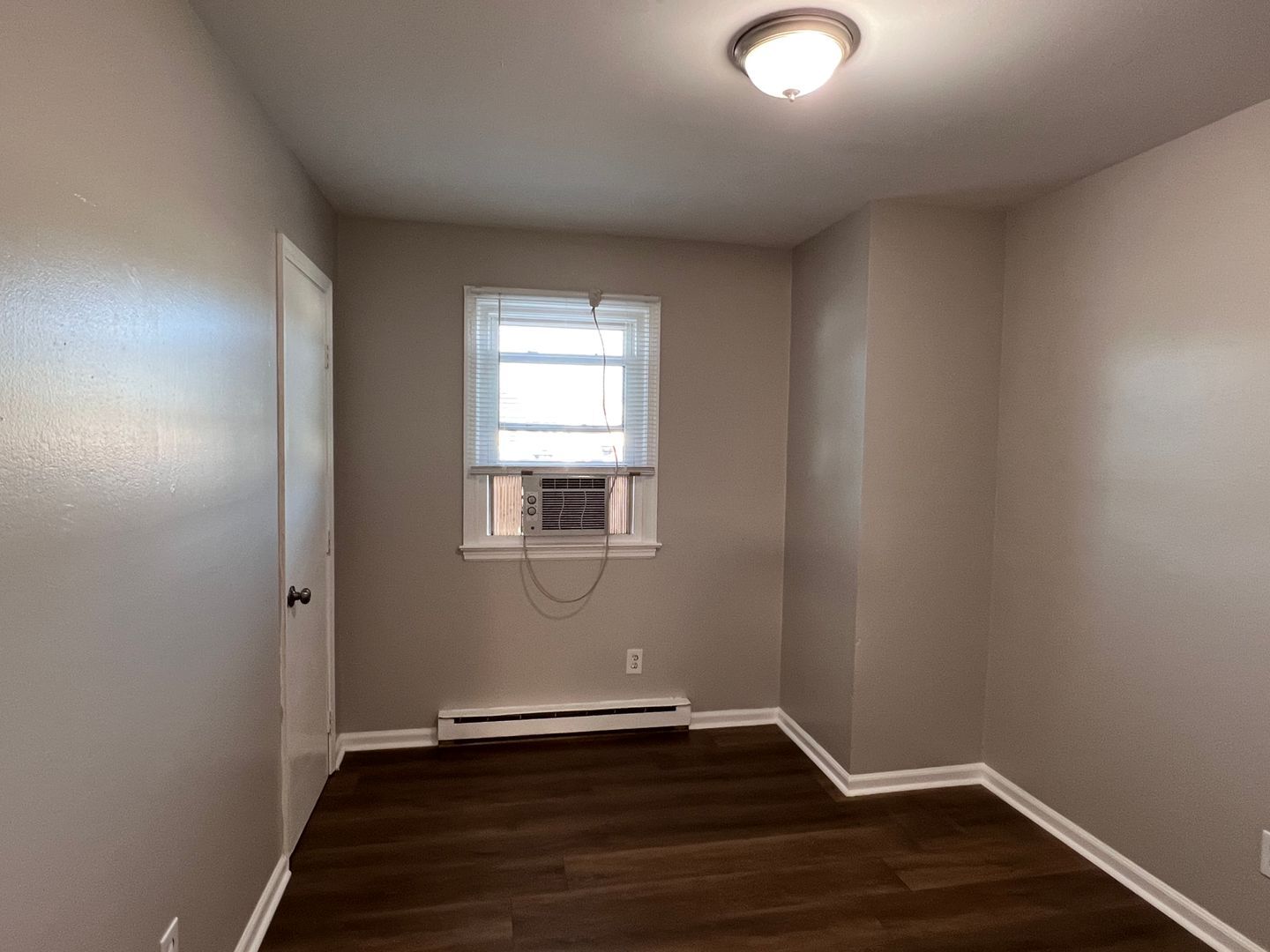 Building Photo - 20507 Hickory Ct