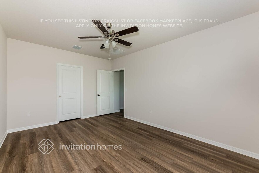 Building Photo - 8021 Majestic Palms Ct