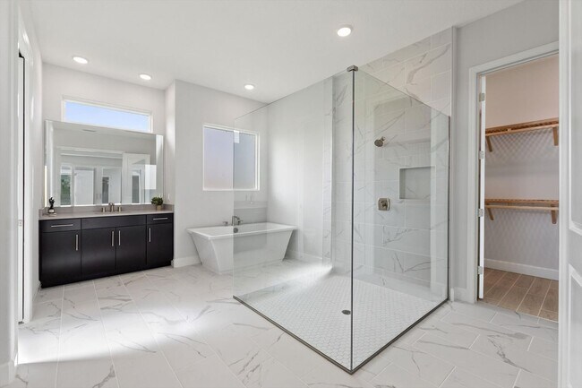 Building Photo - 107 Hampton Loop