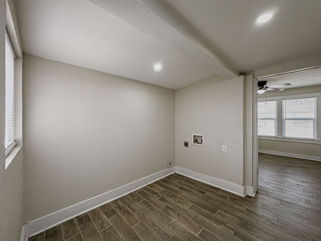 Building Photo - Welcome home!