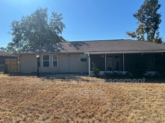 Building Photo - 112 Pecan Run