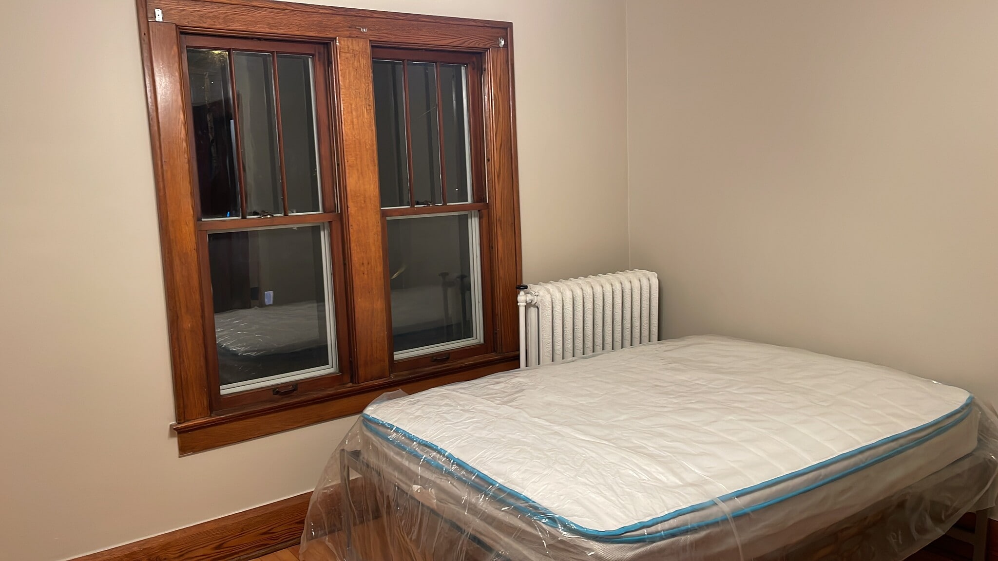 Bed room - 1010 S Forest Ave