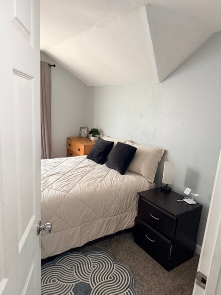 Building Photo - 6352 Edward St