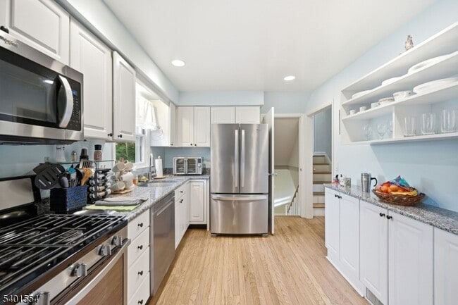 Building Photo - 58 Dogwood Rd