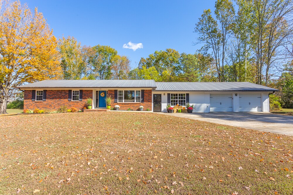 front of house from street - 9225 Amos Rd