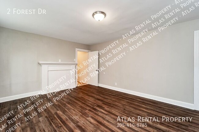 Building Photo - 2 Forest Dr