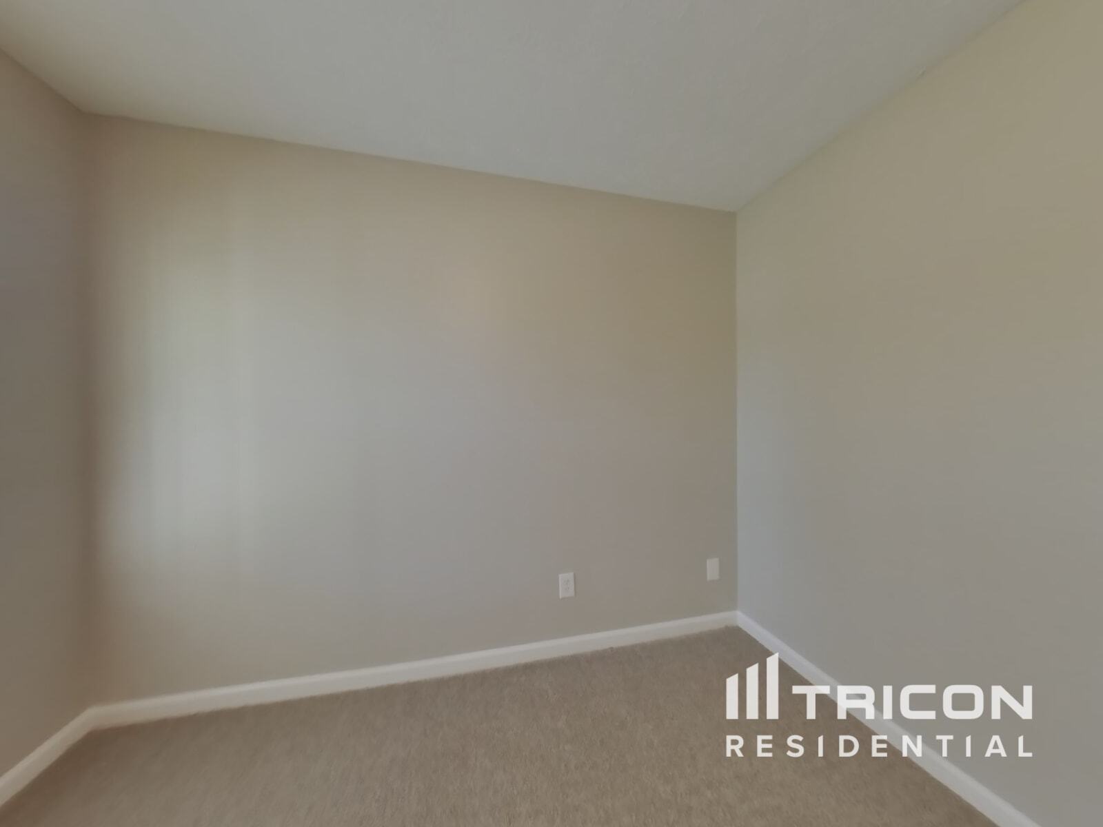 Building Photo - 460 Arthurs Ln