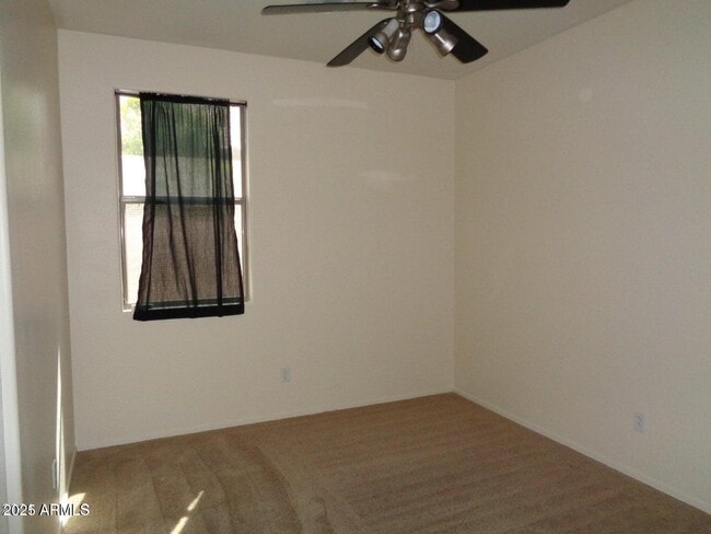 Building Photo - 2653 E Canyon Creek Dr