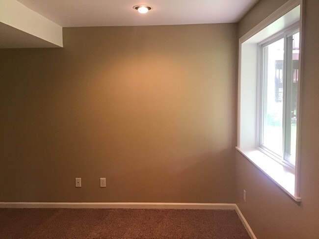 Building Photo - 6560 Copperleaf Ln