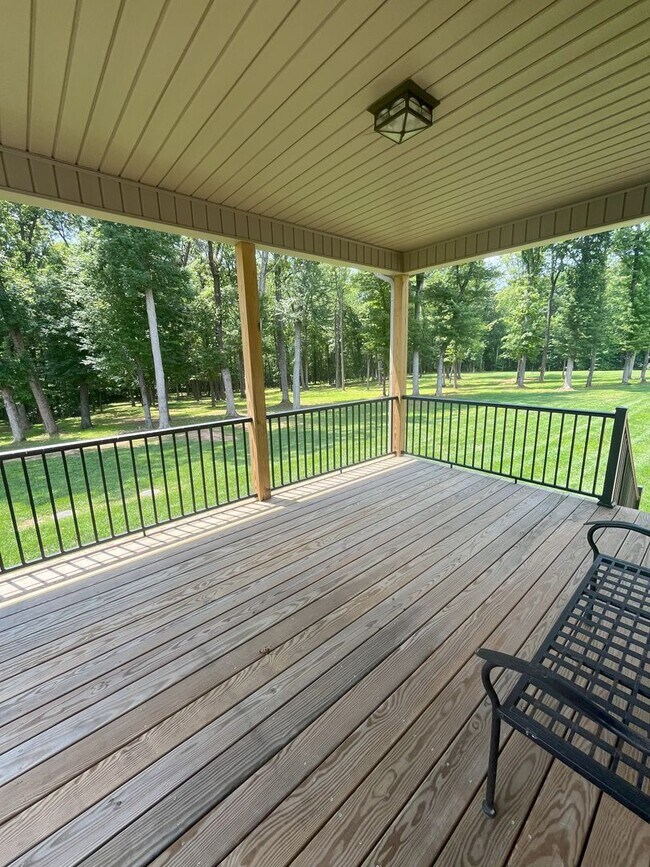 Building Photo - Luxury Townhouse in Summerfield NC