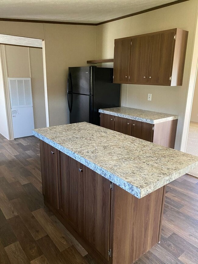 Building Photo - RANCH HOME