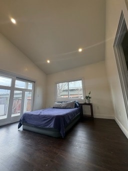 Building Photo - 313 Coronado St