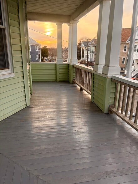 Building Photo - 250 Central Ave