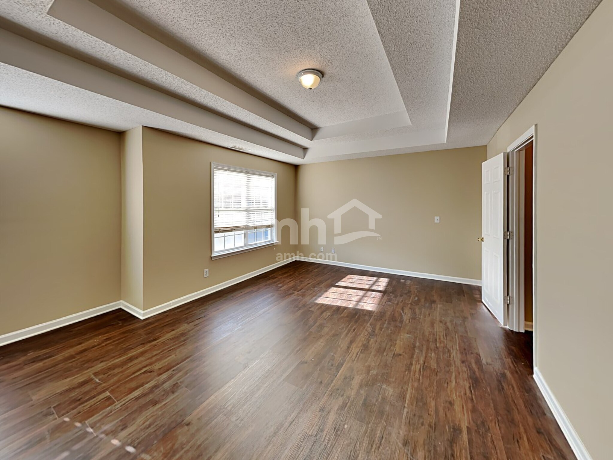 Building Photo - 47 Trotters Way