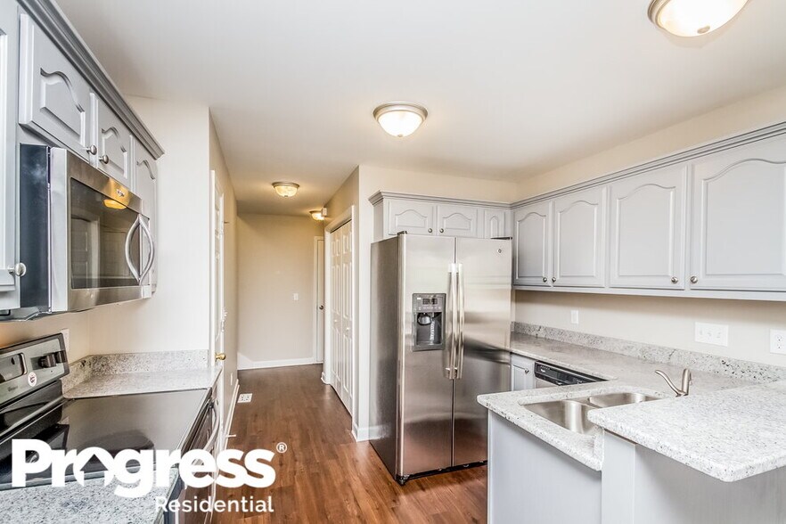 Building Photo - 5024 War Admiral Ct