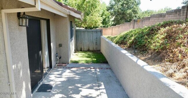 Building Photo - 413 Vista Dorado Ln