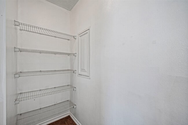 Building Photo - 4403 Sprangletop Ave
