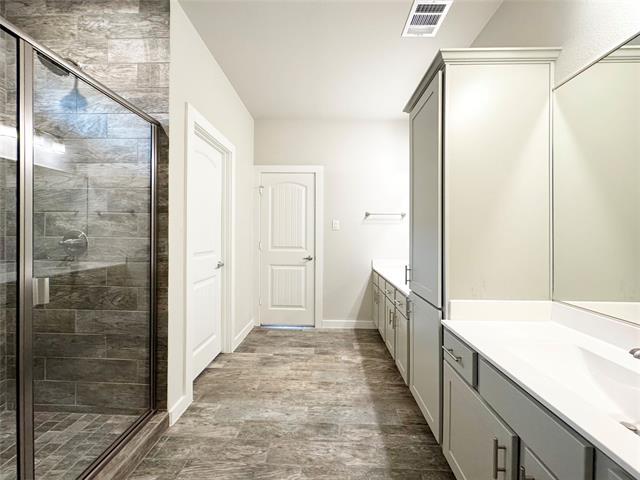 Building Photo - 557 S Utah Dr