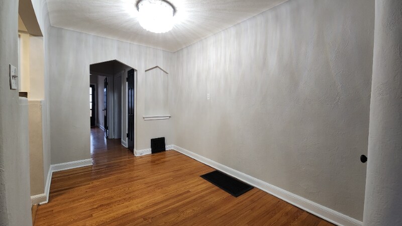 Building Photo - 6304 Bancroft Ave