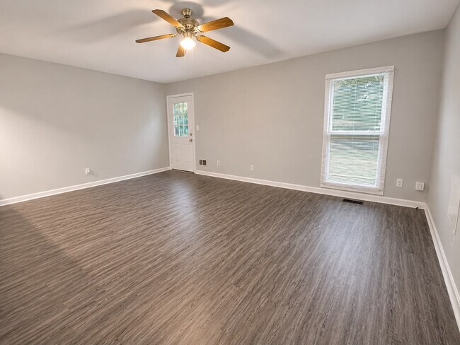 Building Photo - 4510 Murphy Ln