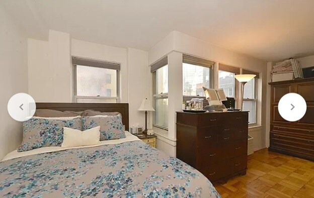 Building Photo - 155 E 38th St