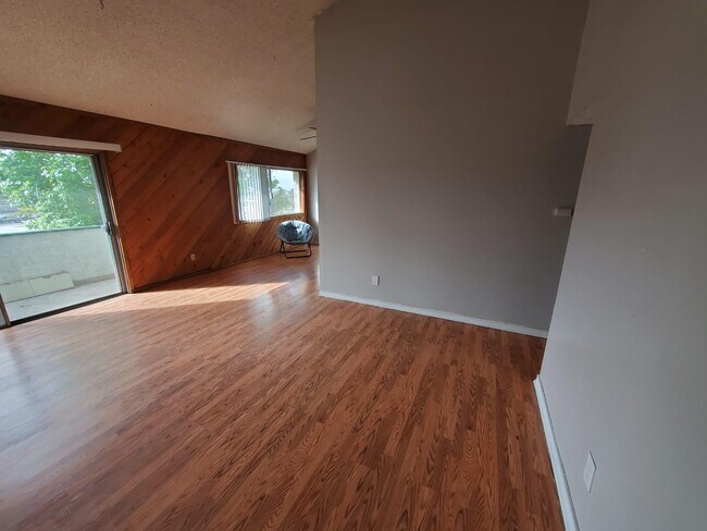 Building Photo - 15313 Santa Gertrudes Ave