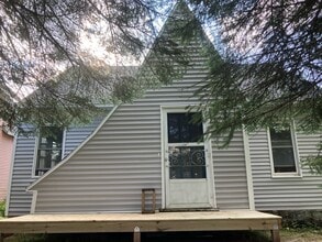 Building Photo - 1408 Ashmun St