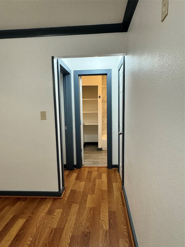 Building Photo - 5320 Polk St