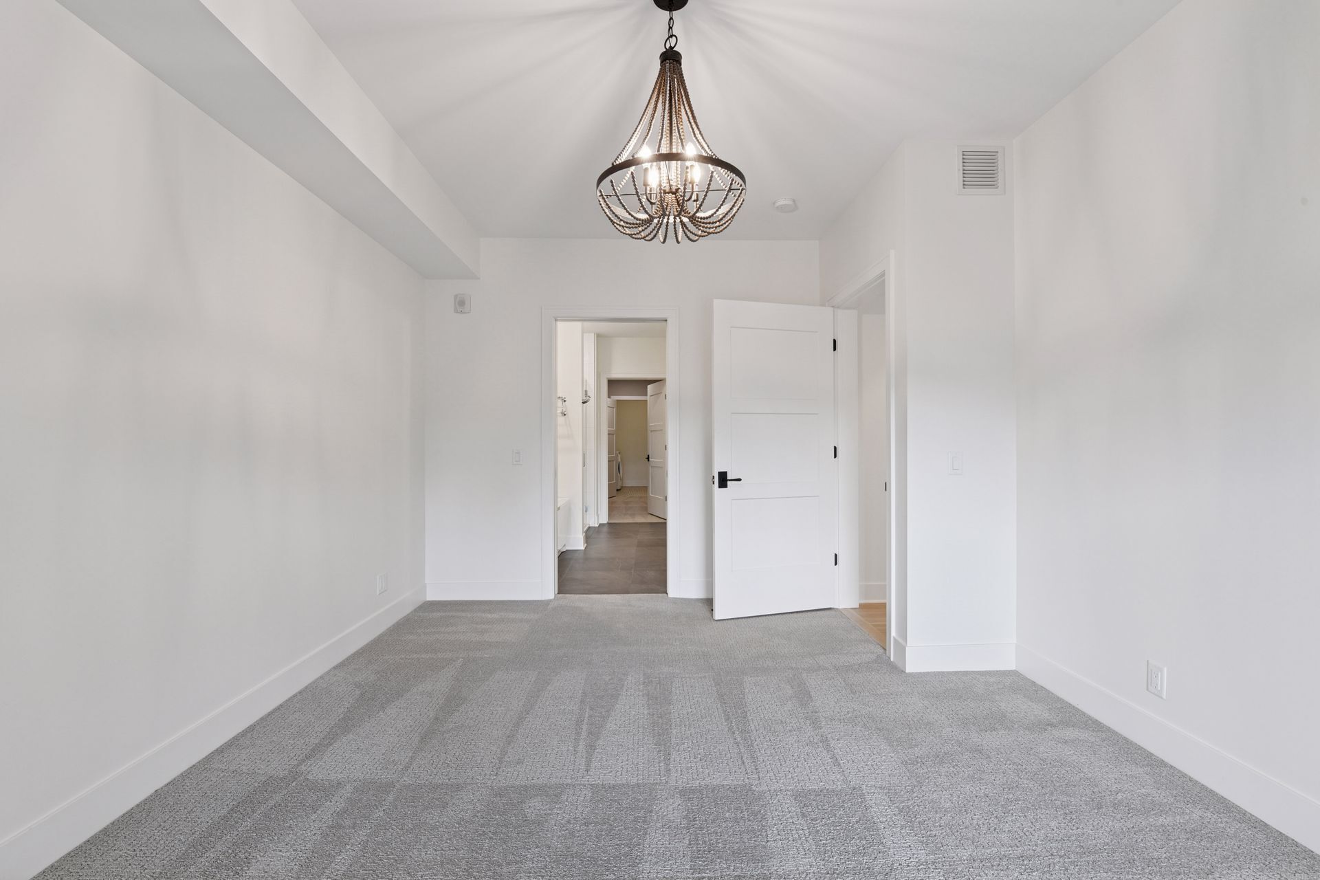 Spacious and bright with east-facing views - 222 Ferndale Rd S