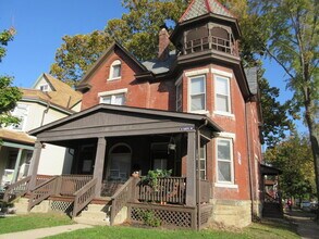 Building Photo - W 9th Ave 160-164 UL