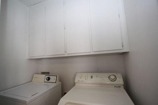 Building Photo - 8834 Sandcastle Ct