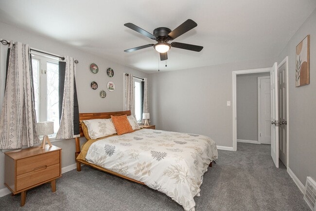 Building Photo - 3 BED 2 BATH BEAUTIFUL SINGLE FAMILY HOME!