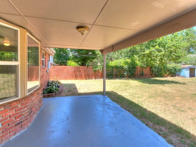 Building Photo - 1625 Homeland Ave